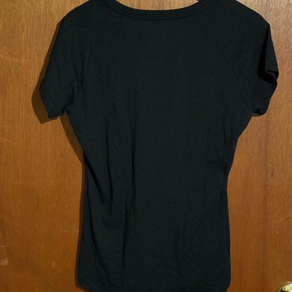 Helly Hansen Black and Purple Women's Tee (Brand New) - Picture 2 of 11